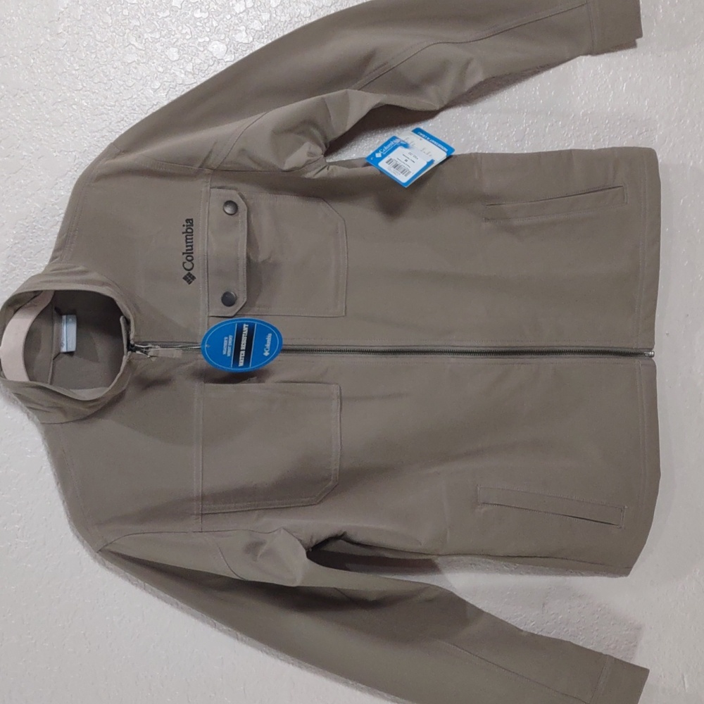 Columbia Water resistant Jacket - Picture 3 of 16